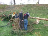 Maienstellen bei Berni und Lorenz 2015