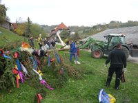 Maienstellen bei Berni und Lorenz 2015