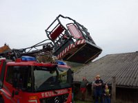 Maienstellen bei Berni und Lorenz 2015